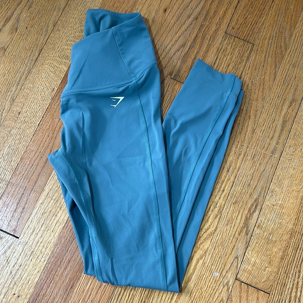 GYMSHARK leggings.